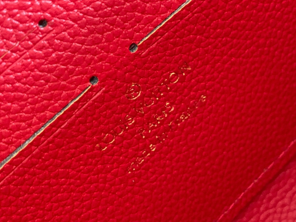 LVコピーウォレット着用イメージ